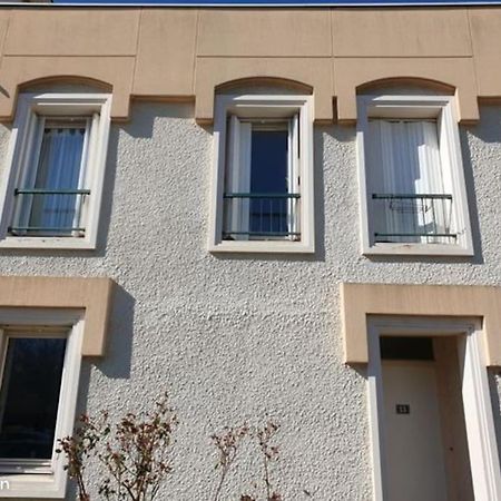 Maison De Ville 102M2 3 Chambres Montigny-le-Bretonneux Exteriör bild